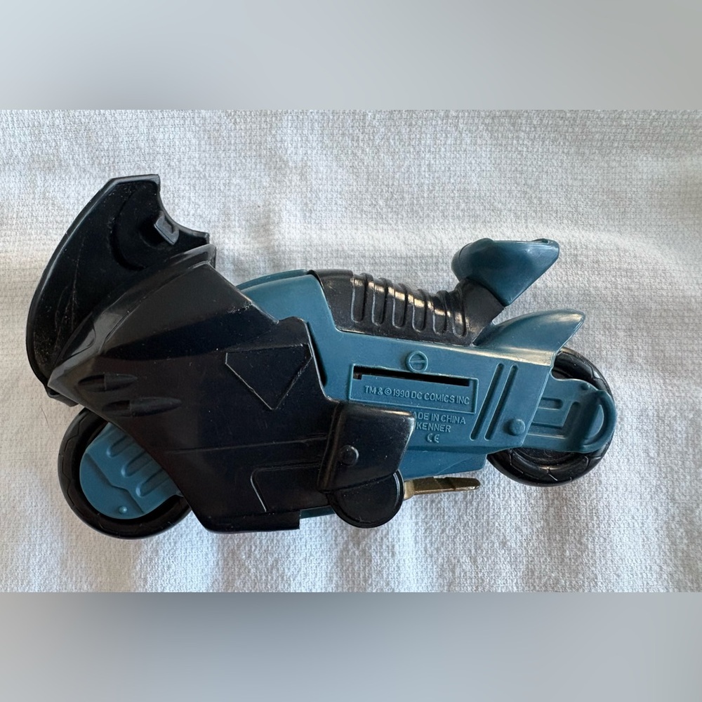 Batman Black and Teal Batcycle Vehicle